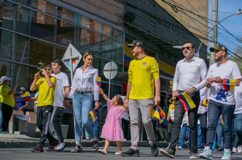 Santi Montoya próximo Senador